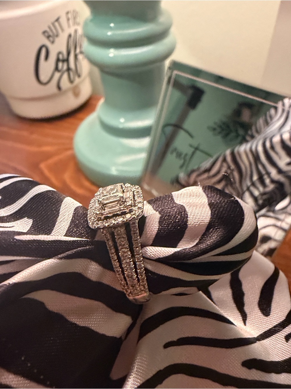 Neil lane natural white diamond